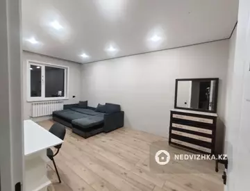 3-комнатная квартира, этаж 5 из 13, 62 м², миниатюра 3
