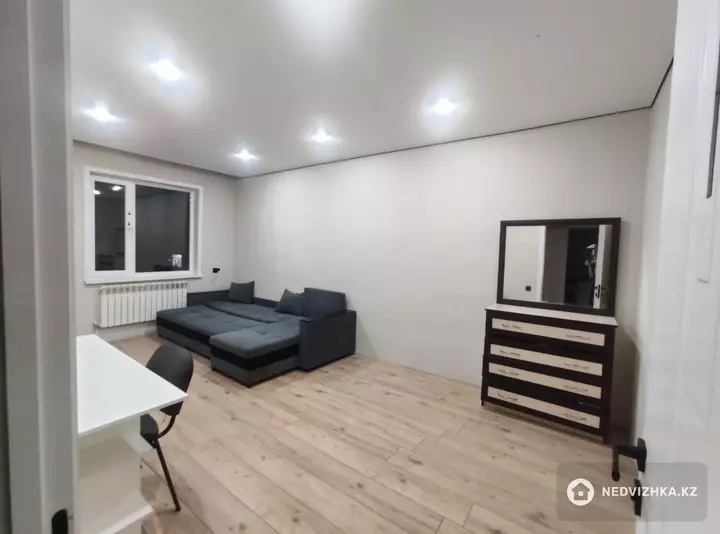 3-комнатная квартира, этаж 5 из 13, 62 м², фотография 3