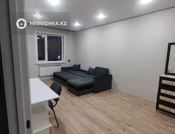3-комнатная квартира, этаж 5 из 13, 62 м², миниатюра 4