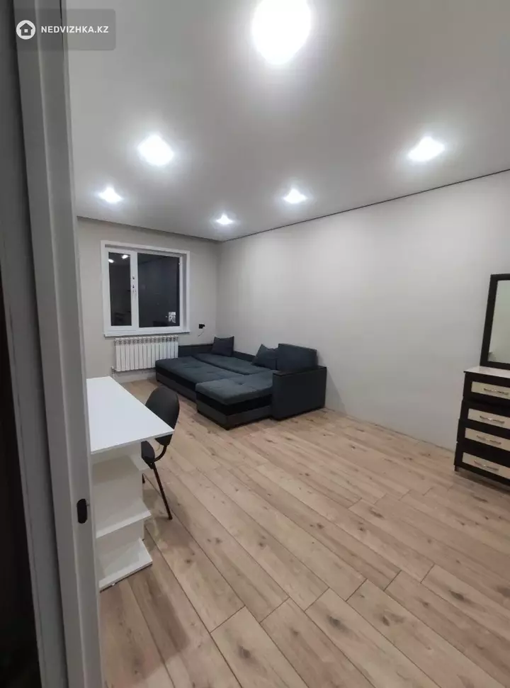 3-комнатная квартира, этаж 5 из 13, 62 м², фотография 4