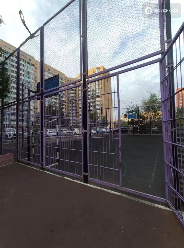 2-комнатная квартира, этаж 7 из 16, 51 м², фотография 2