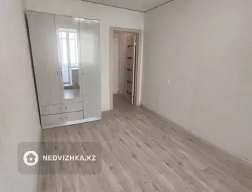 2-комнатная квартира, этаж 7 из 9, 42 м², миниатюра 4