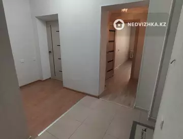 2-комнатная квартира, этаж 7 из 9, 42 м², миниатюра 5