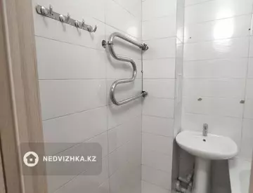 2-комнатная квартира, этаж 7 из 9, 42 м², миниатюра 12