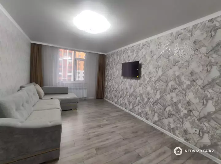 2-комнатная квартира, этаж 3 из 9, 60 м², фотография 3