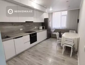 2-комнатная квартира, этаж 3 из 9, 60 м², миниатюра 4