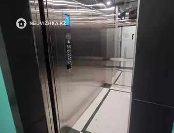2-комнатная квартира, этаж 3 из 9, 60 м², миниатюра 12