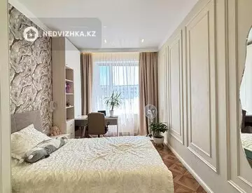 4-бөлмелі пәтер, қабат 8 барлық қабат саны 9, 102 м², 1-нобай