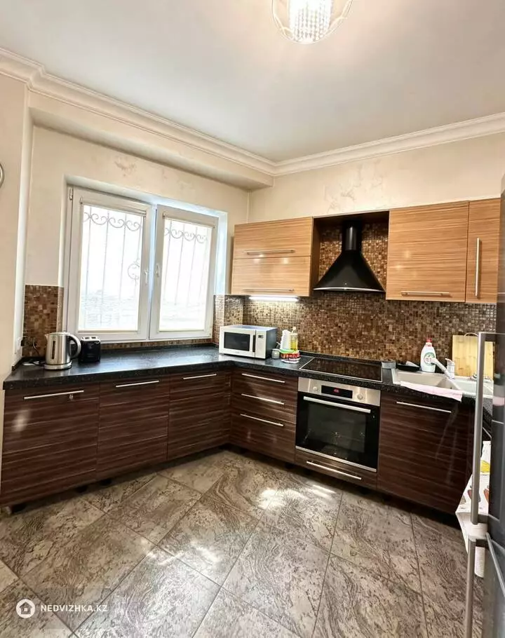 3-бөлмелі пәтер, қабат 7 барлық қабат саны 18, 130 м², 2-фотосурет