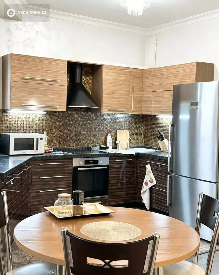 3-бөлмелі пәтер, қабат 7 барлық қабат саны 18, 130 м²