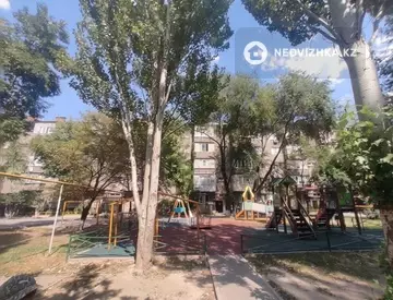 2-комнатная квартира, этаж 2 из 5, 56 м²