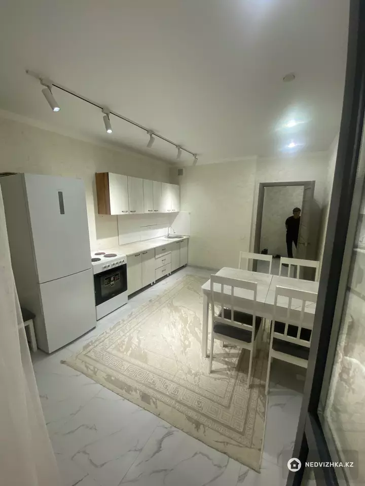 2-комнатная квартира, этаж 5 из 17, 60 м², На длительный срок, фотография 5