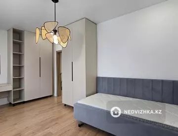 5-комнатный таунхаус, 1 соток, 250 м², На длительный срок, миниатюра 9