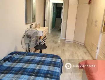 3-комнатная квартира, этаж 4 из 4, 58 м², миниатюра 4