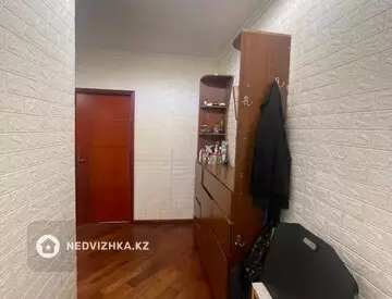 2-комнатная квартира, этаж 14 из 14, 56 м²