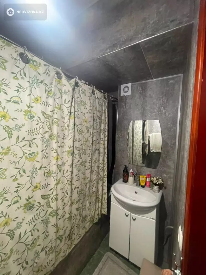 2-комнатная квартира, этаж 14 из 14, 56 м², фотография 5