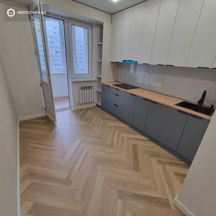 1-комнатная квартира, этаж 4 из 13, 39 м², фотография 3