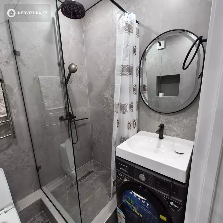 1-комнатная квартира, этаж 4 из 13, 39 м², фотография 5
