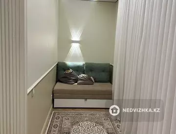 3-комнатная квартира, этаж 2 из 3, 138 м², миниатюра 4