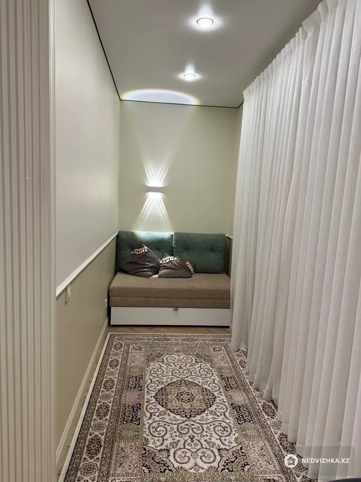 3-комнатная квартира, этаж 2 из 3, 138 м², фотография 4