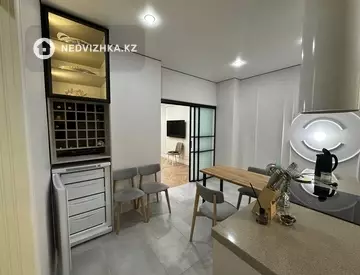 3-комнатная квартира, этаж 2 из 3, 138 м², миниатюра 10