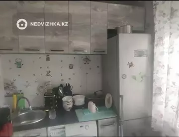1-комнатная квартира, этаж 3 из 5, 33 м²