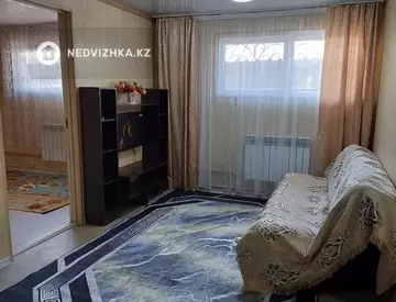 3-комнатная часть дома, 0.5 соток, 50 м², На длительный срок