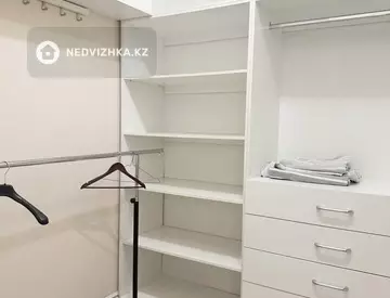 4-комнатная квартира, этаж 2 из 7, 202 м², миниатюра 10