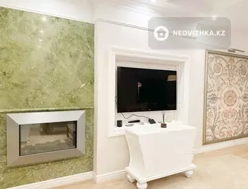 4-комнатная квартира, этаж 2 из 7, 202 м², миниатюра 11