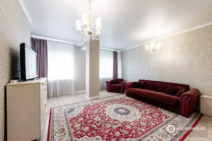 3-комнатная квартира, этаж 9 из 18, 82 м²