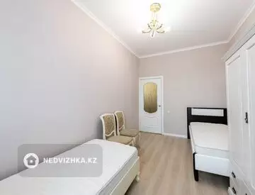 3-бөлмелі пәтер, қабат 9 барлық қабат саны 18, 82 м², 12-нобай