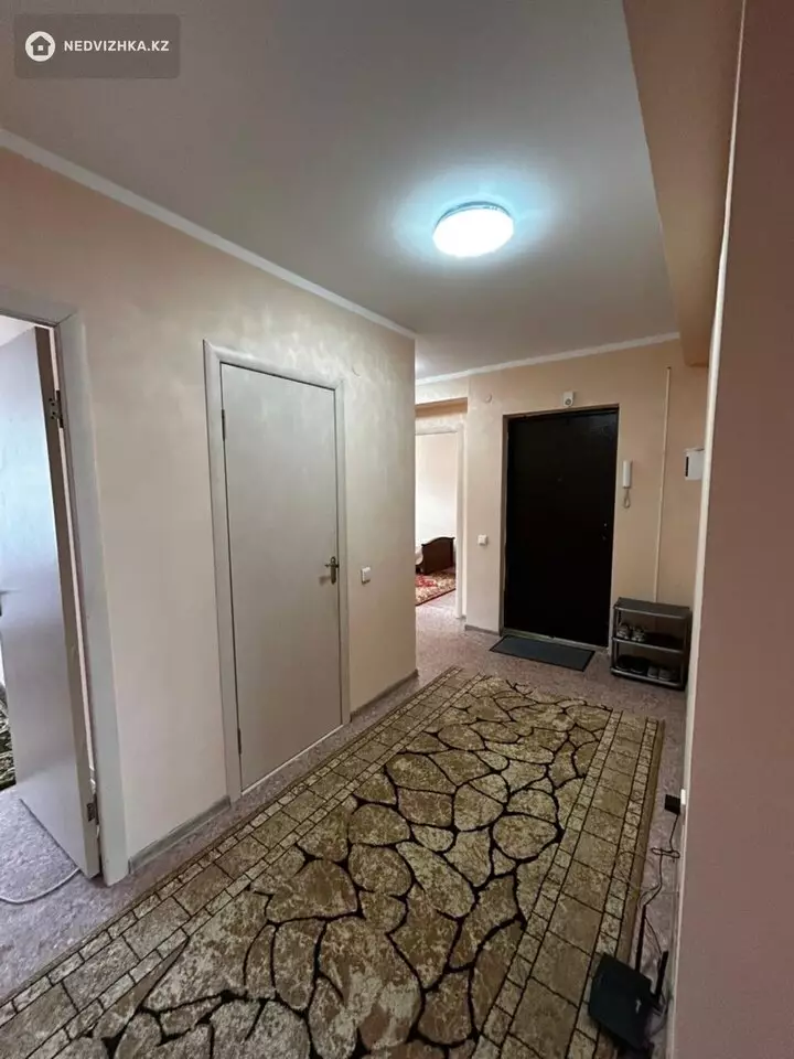 3-комнатная квартира, этаж 2 из 5, 70 м²