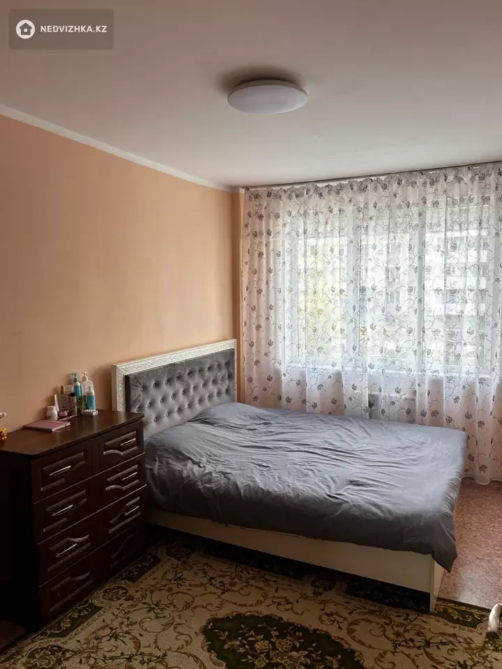 3-комнатная квартира, этаж 2 из 5, 70 м², фотография 5