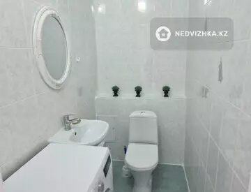 3-комнатная квартира, этаж 8 из 9, 90 м²