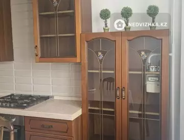3-комнатная квартира, этаж 8 из 9, 90 м², миниатюра 11