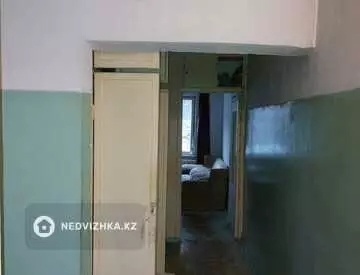 3-комнатная квартира, этаж 1 из 5, 54 м²