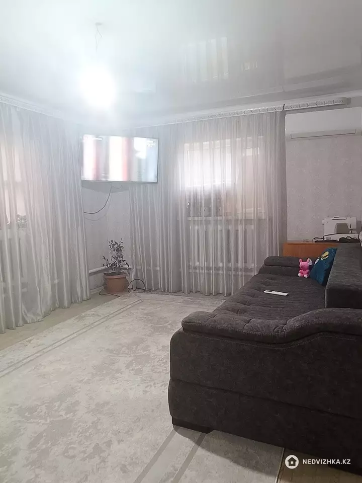 3-комнатная дача, 10 соток, 80 м², фотография 4