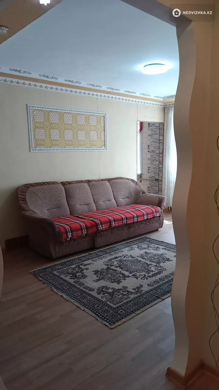 3-комнатная квартира, этаж 2 из 4, 69 м², На длительный срок, фотография 5