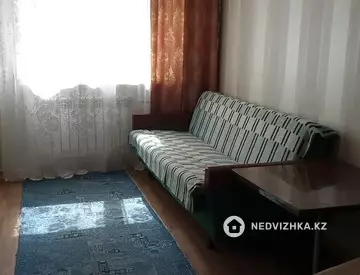 3-комнатная квартира, этаж 2 из 4, 69 м², На длительный срок