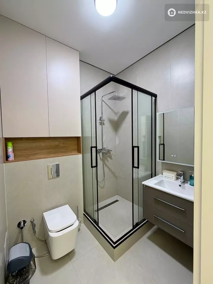 2-комнатная квартира, этаж 12 из 16, 78 м², Посуточно, фотография 4