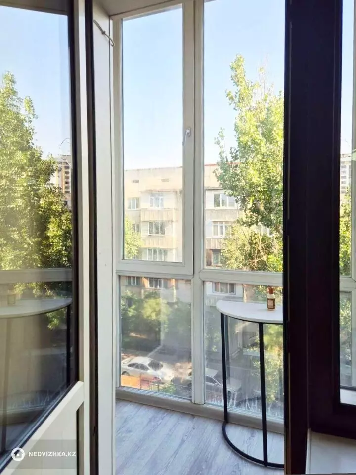 3-комнатная квартира, этаж 5 из 5, 85 м², фотография 2