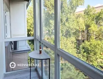 3-комнатная квартира, этаж 5 из 5, 85 м², миниатюра 3