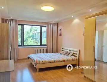 3-комнатная квартира, этаж 5 из 5, 85 м², миниатюра 11