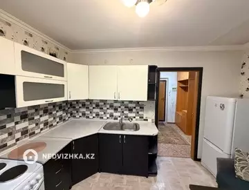 1-комнатная квартира, этаж 4 из 5, 39 м², миниатюра 4