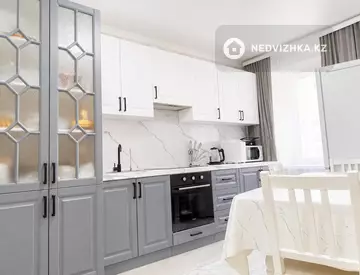 2-комнатная квартира, этаж 3 из 8, 65 м²