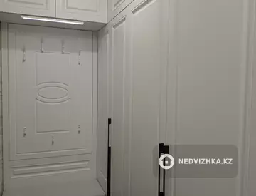 2-комнатная квартира, этаж 3 из 8, 65 м²
