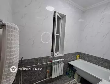 2-комнатная квартира, этаж 5 из 5, 65 м², миниатюра 2