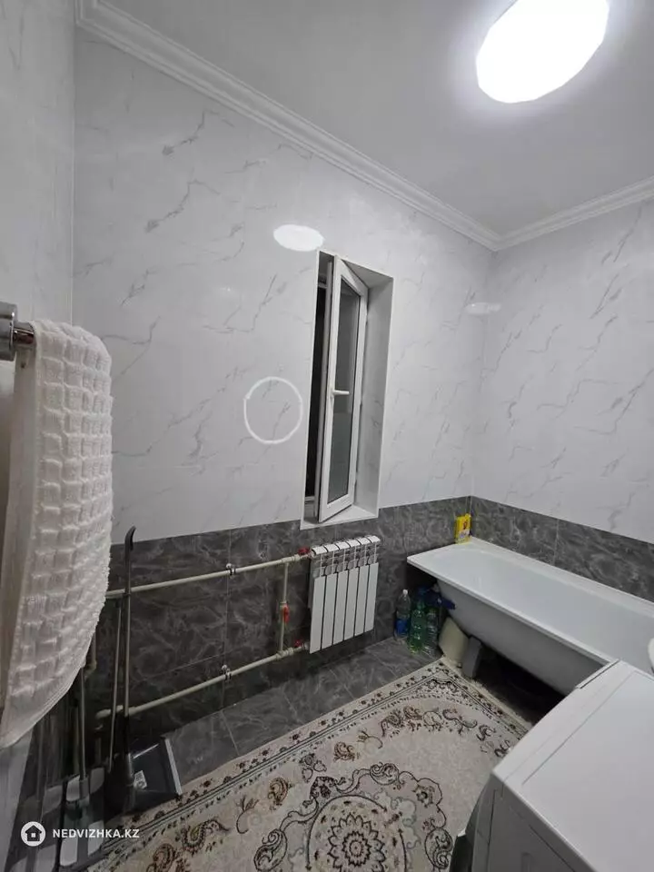 2-комнатная квартира, этаж 5 из 5, 65 м², фотография 2