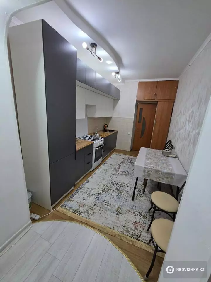 2-комнатная квартира, этаж 5 из 5, 65 м², фотография 3