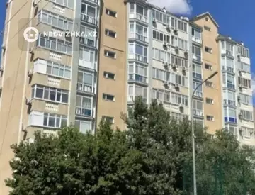 2-комнатная квартира, этаж 8 из 9, 55 м², Посуточно